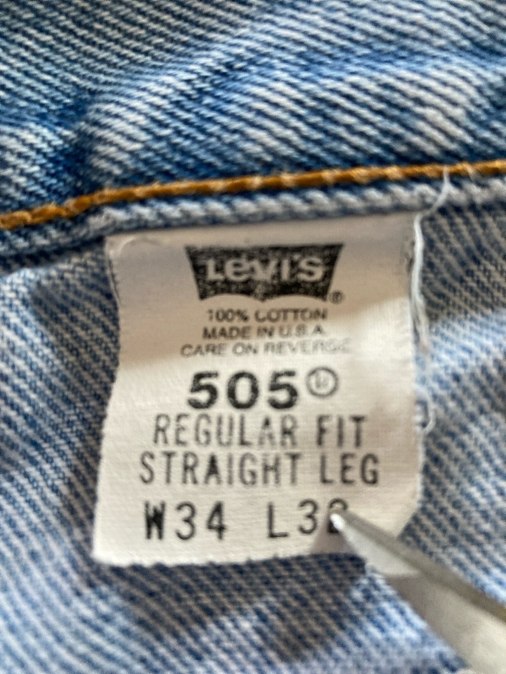 Levi’s cut offs 34w vintage 505 denim made in the USA 100% cotton daisy duke Y2K - Picture 3 of 9